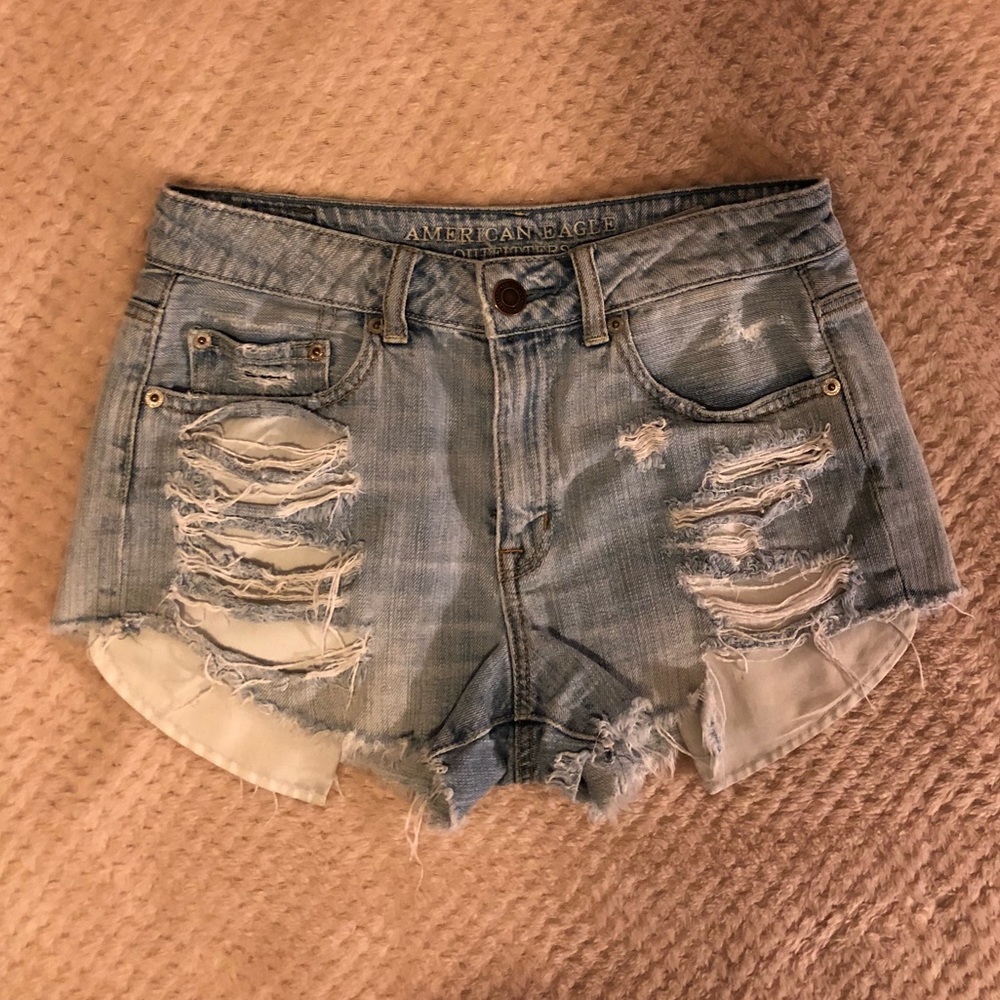 DENIM SHORTS